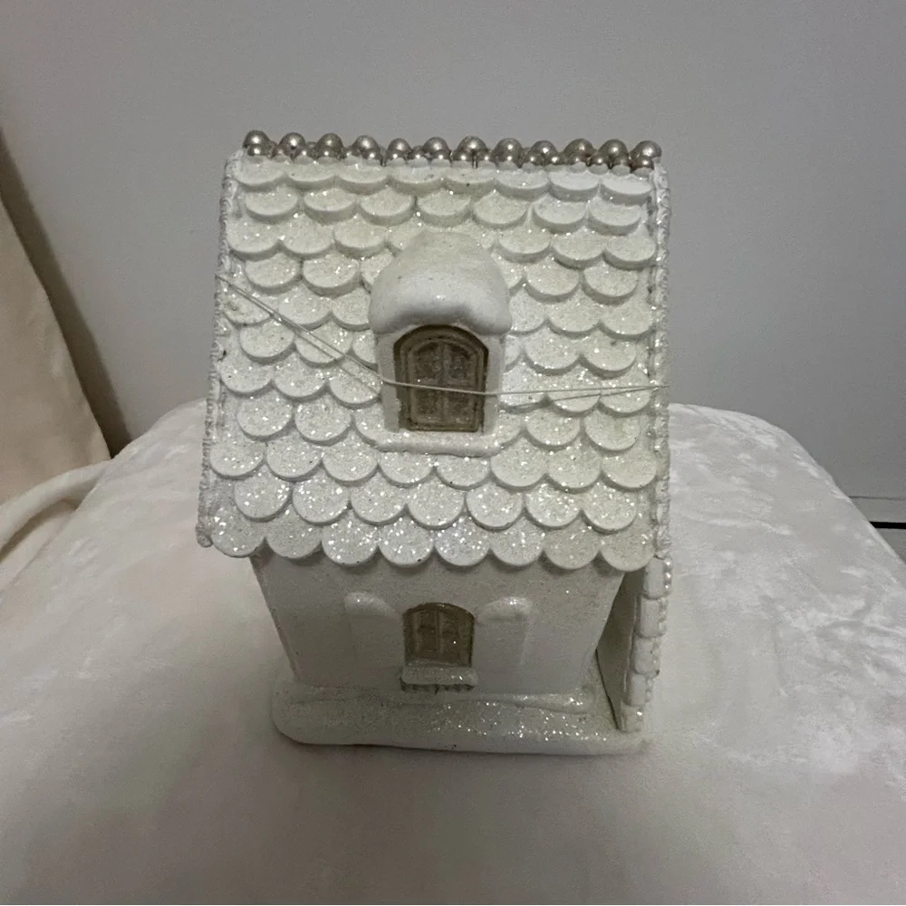 Elegant White and Silver Gingerbread House LED Light Up Christmas Decor